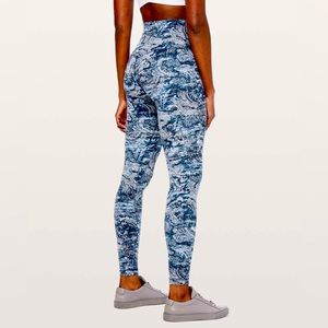 Lululemon Align High Rise 28”